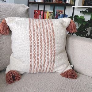 PILLOW Hearth & Hand